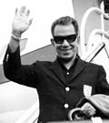 https://upload.wikimedia.org/wikipedia/commons/thumb/b/be/Mario_Moreno_-_Cantinflas-2.jpg/120px-Mario_Moreno_-_Cantinflas-2.jpg